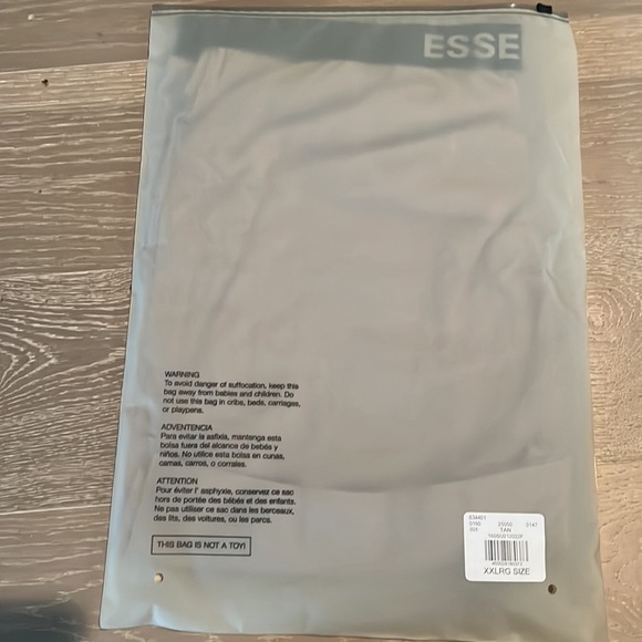 NWT BRAND NEW Fear of God Essentials Lounge Short TAN XXL - Picture 3 of 6